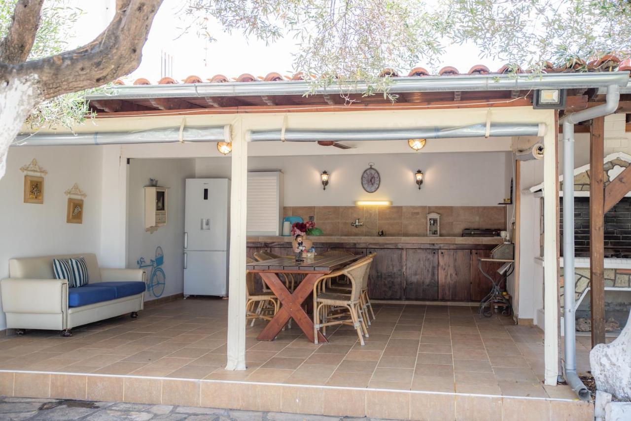 Villa Luna Makri Exterior photo