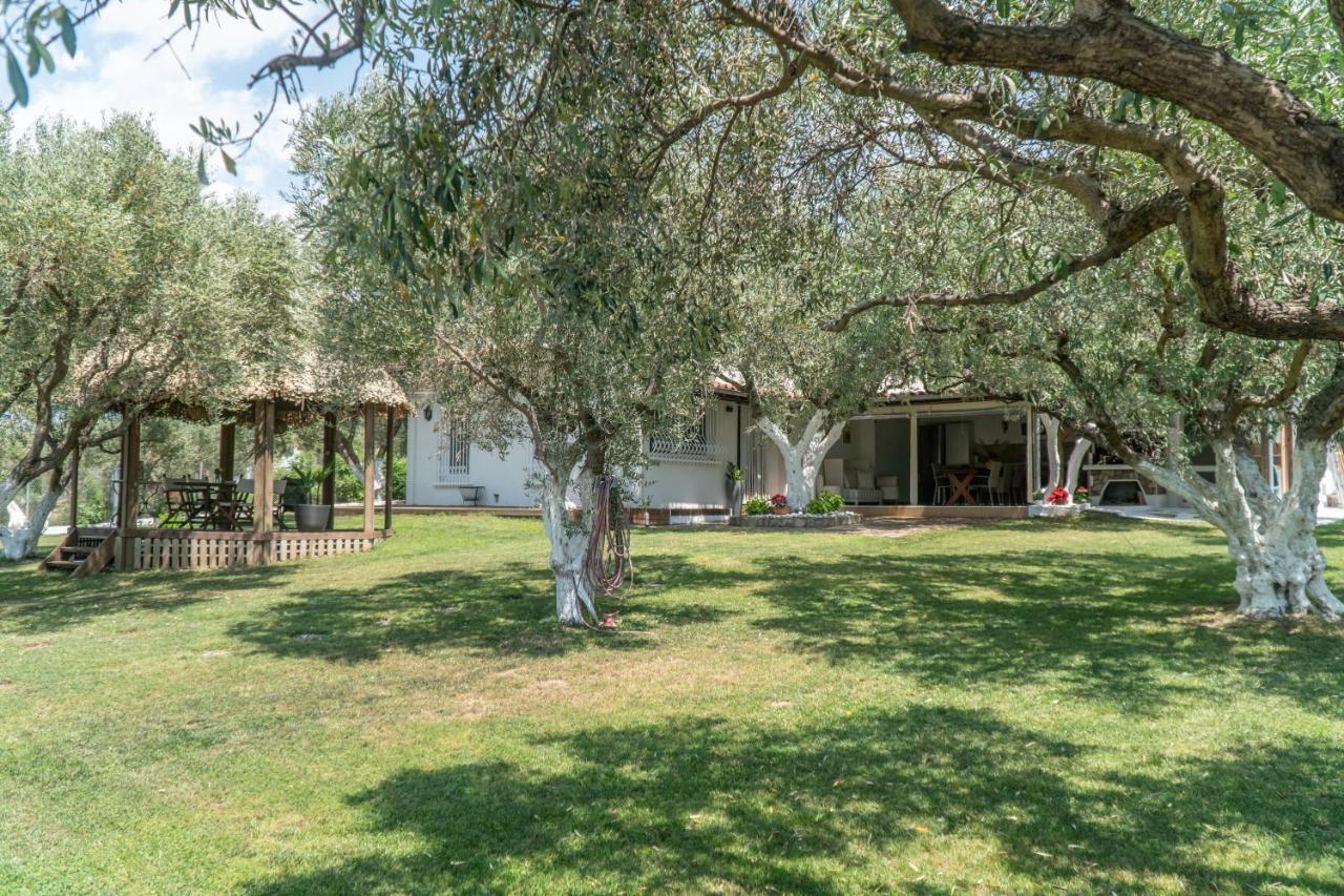 Villa Luna Makri Exterior photo